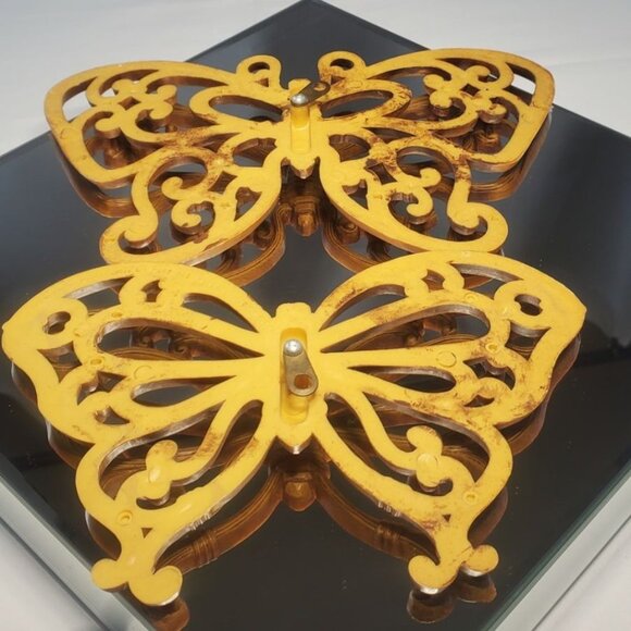 Vintage MCM Homco Butterfly Plastic Gold Wall Plaques Art Decor - Set of 2 - Picture 4 of 6